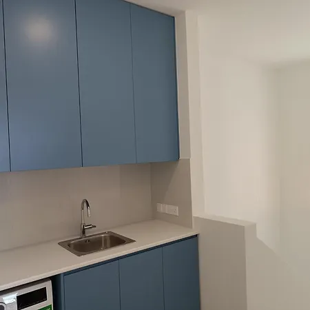 Blue Aura Larnaca * Перволия