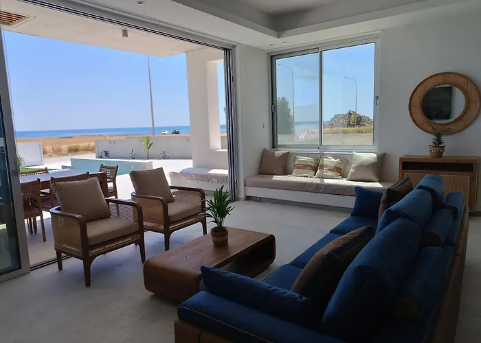 Willa Blue Aura Larnaca