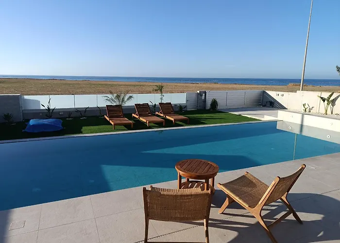 Willa Blue Aura Larnaca