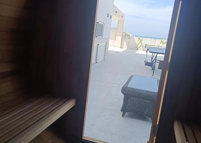 Blue Aura Larnaca Willa