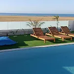 Blue Aura Larnaca Villa *