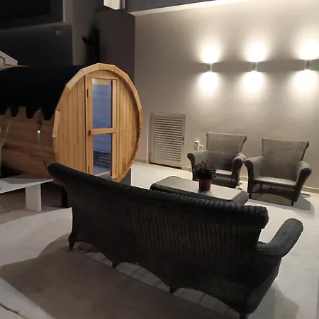 Blue Aura Larnaca Villa *