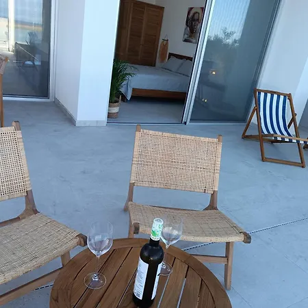 Blue Aura Larnaca וילה פריווליה