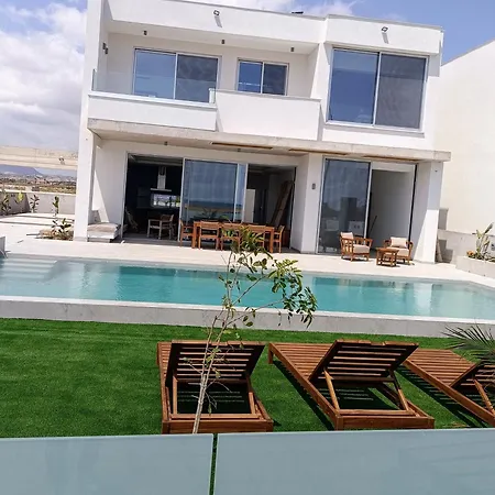 Blue Aura Larnaca *