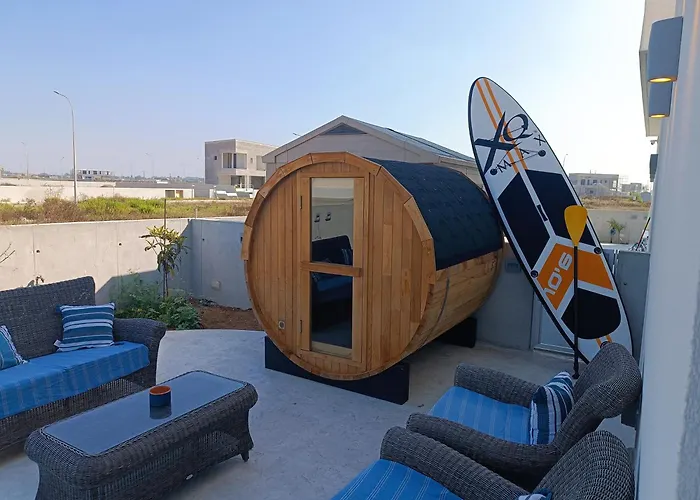 Blue Aura Larnaca Vila