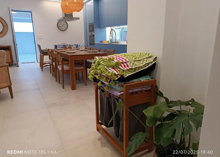 Blue Aura Larnaca Perivolia